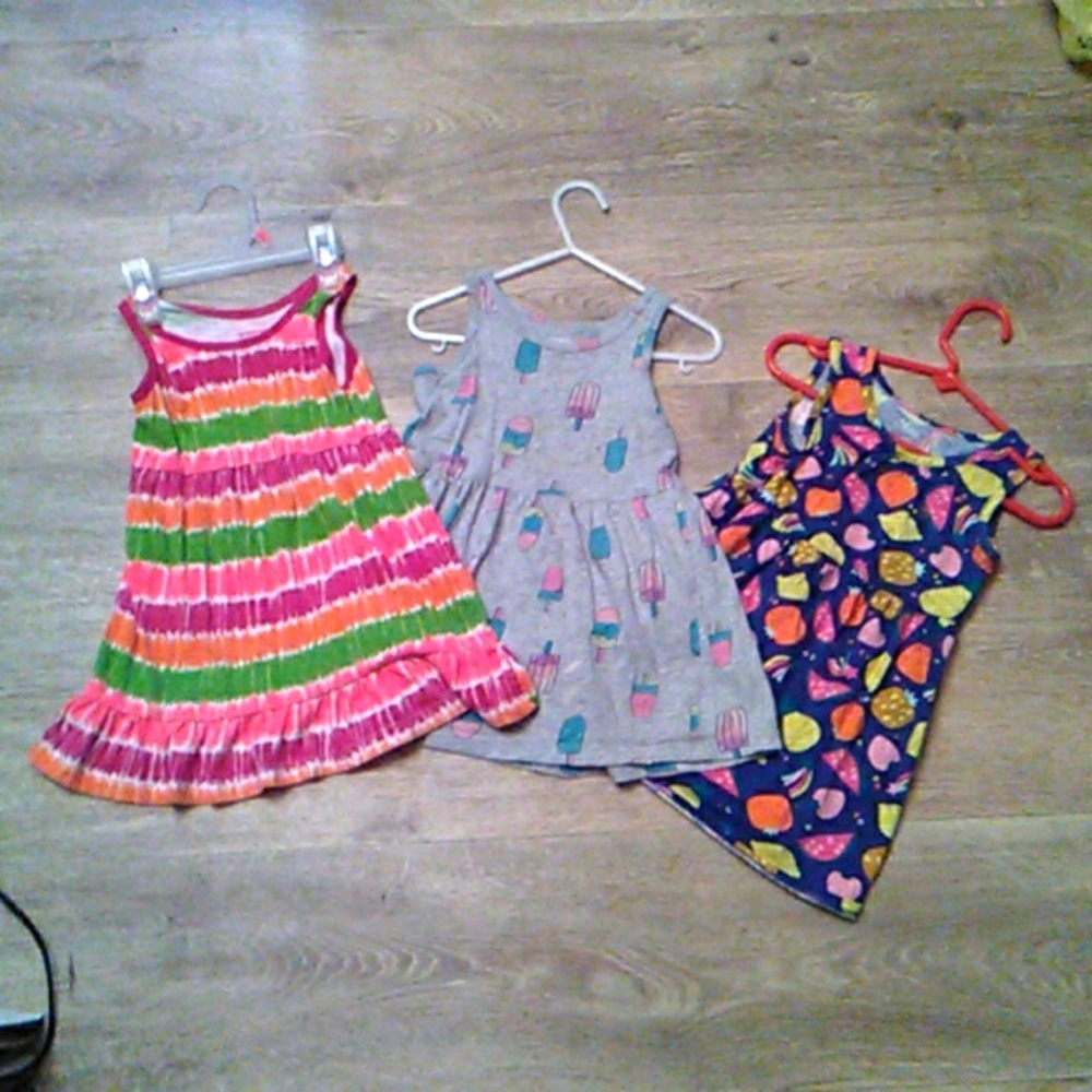 2t Dresses